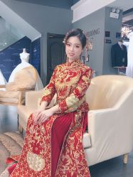 -艾米丽婚纱礼服