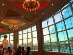 靠窗位-上海小南国(国会店)