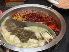 -沸炉重庆老火锅(军事博物馆店)