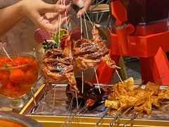 -街角等你.大连海鲜烧烤.经典铁板海鲜串(西安路店)