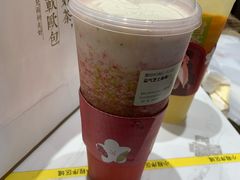 -奈雪的茶(湖滨银泰in77C区PRO店)