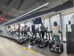 -超鹿运动(五四路恒力城店)