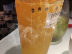 -CoCo都可(曹路宝龙广场店)