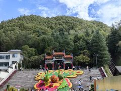 -鸡冠洞风景区