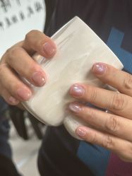 -芊屿芊浔美甲