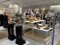 -hotwind热风(中贸广场店)