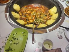 -那家东北铁锅炖鱼村(扶风十五年店)