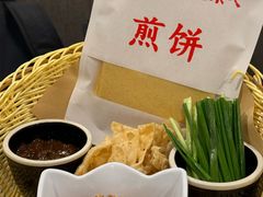 -鲁菜根·泰安菜(万达店)