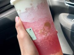 芝芝桃桃-喜茶(青岛金狮广场店)
