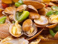 时椒炒花蛤-白仁仔· 活烤海鲜 宵夜(豫园店)