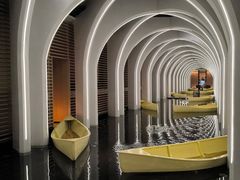 -涨巢·潮玩水疗局