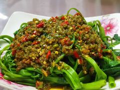 剁椒藤菜-洪霞餐馆