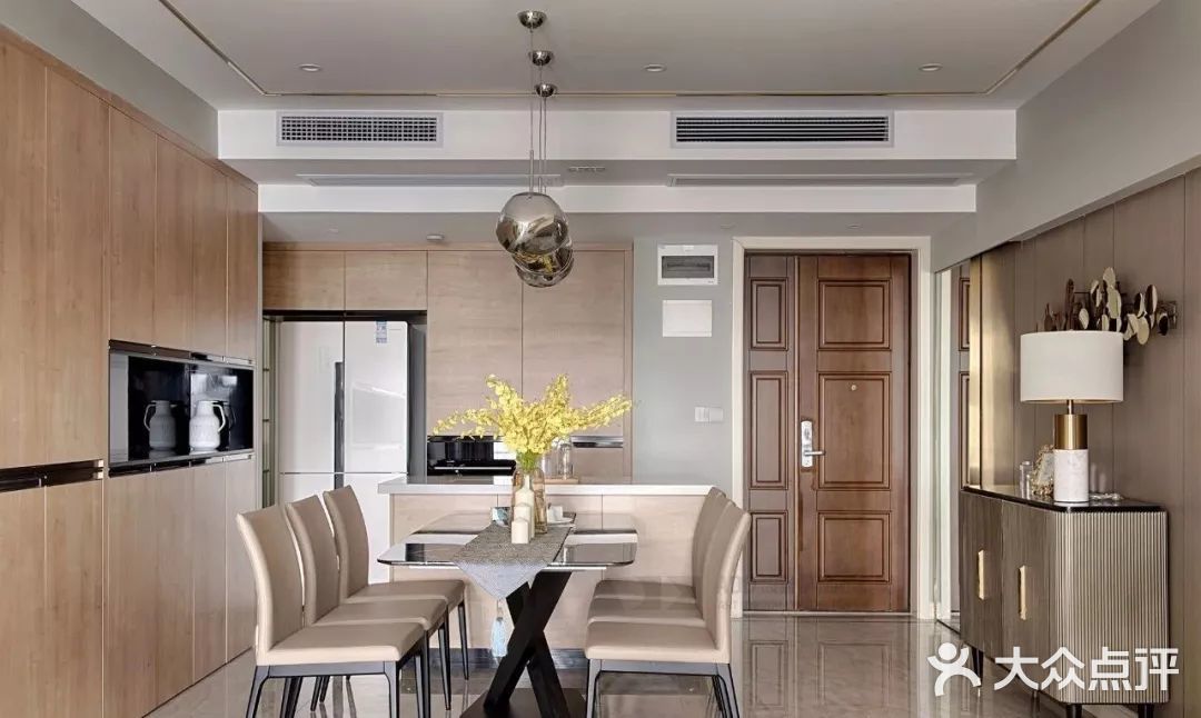 今日分享打造现代轻奢的格调