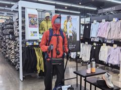 -迪卡侬(大英山店)