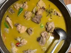 鲜椒花鸡公火锅-小碗大胃(福久源新天地店)