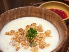 -银米·云南传统过桥米线(双廊黑金冠店)