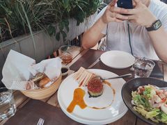 牛肉塔塔配牛油果黑橄榄酱-Solo(衡山路店)