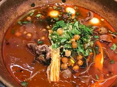 -成都你六姐·牛肉冒菜(上海环宇荟店)
