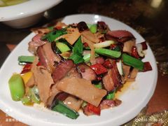 香蒜老腊肉-缪氏川菜(深圳北站缤果空间店)
