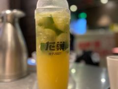 -龙巢盱眙龙虾·牛蛙·烧烤宵夜(八卦岭店)