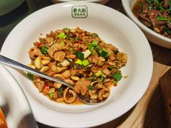 -费大厨辣椒炒肉(万家丽一店)