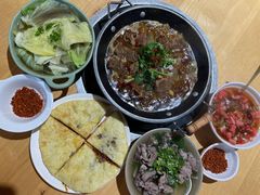 -大众跷脚牛肉馆·非遗传承单位(峨眉山店)