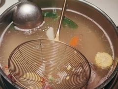 -牛人日志·鲜牛肉骨汤火锅(万科里瑧店)
