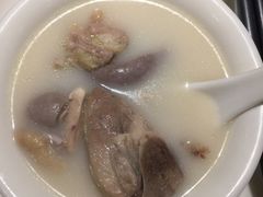 -煲宫猪肚鸡(昆山金鹰国际购物中心店)