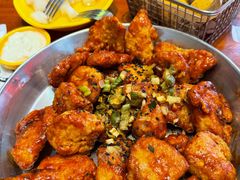 -BHC炸鸡(明洞总店)