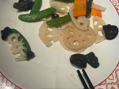 -谭厨中山传家菜.乳鸽.脆鲩鱼(华强北中航城店)