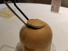 椰子水-新加坡海鲜共和(名胜世界圣淘沙海滨坊)