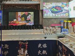 -沸炉重庆老火锅(军事博物馆店)