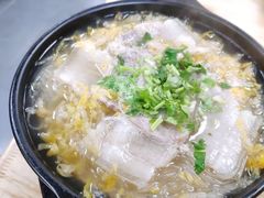 砂锅酸菜五花肉-筋饼豆腐脑一绝