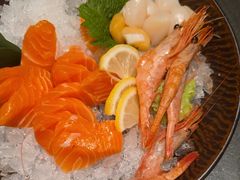 -牛YO寿喜烧·铁板烧和牛火锅自助(市府恒隆店)