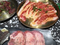 -黑牛の場烤肉(摩天活力城店)