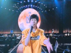 -上海体育场