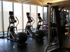 -广州天河希尔顿酒店