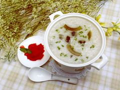 皮蛋瘦肉粥-燕庭·纯燕窝·甜品下午茶(南京西路店)