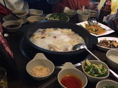-滇釜火锅·能喝汤的火锅(车公庄店)
