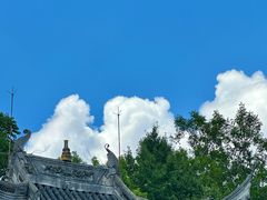 -龙华寺