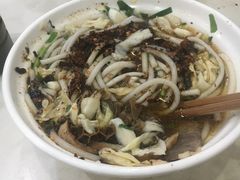 -花溪王记牛肉粉(四季花溪商场店)