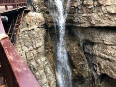 -大平台龙居瀑布旅游区