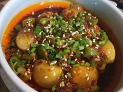 -三人行骨头王火锅(长寿店)