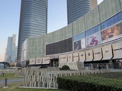 -上海世纪汇广场