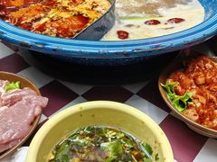 -王歘歘·chuǎ火锅(五道营店)
