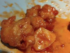 菠萝咕咾肉-蜜桃餐厅·伴山(绿宝广场店)