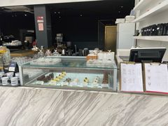 -UNI UNI(环亚凯瑟琳店)