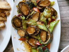 -今鲜源大酒店·海鲜锅贴青岛菜(新湛路店)