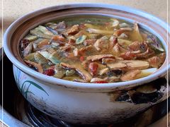 -东巴谷野生菌火锅餐厅