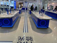 -优购镜仓(黄岛吾悦店)